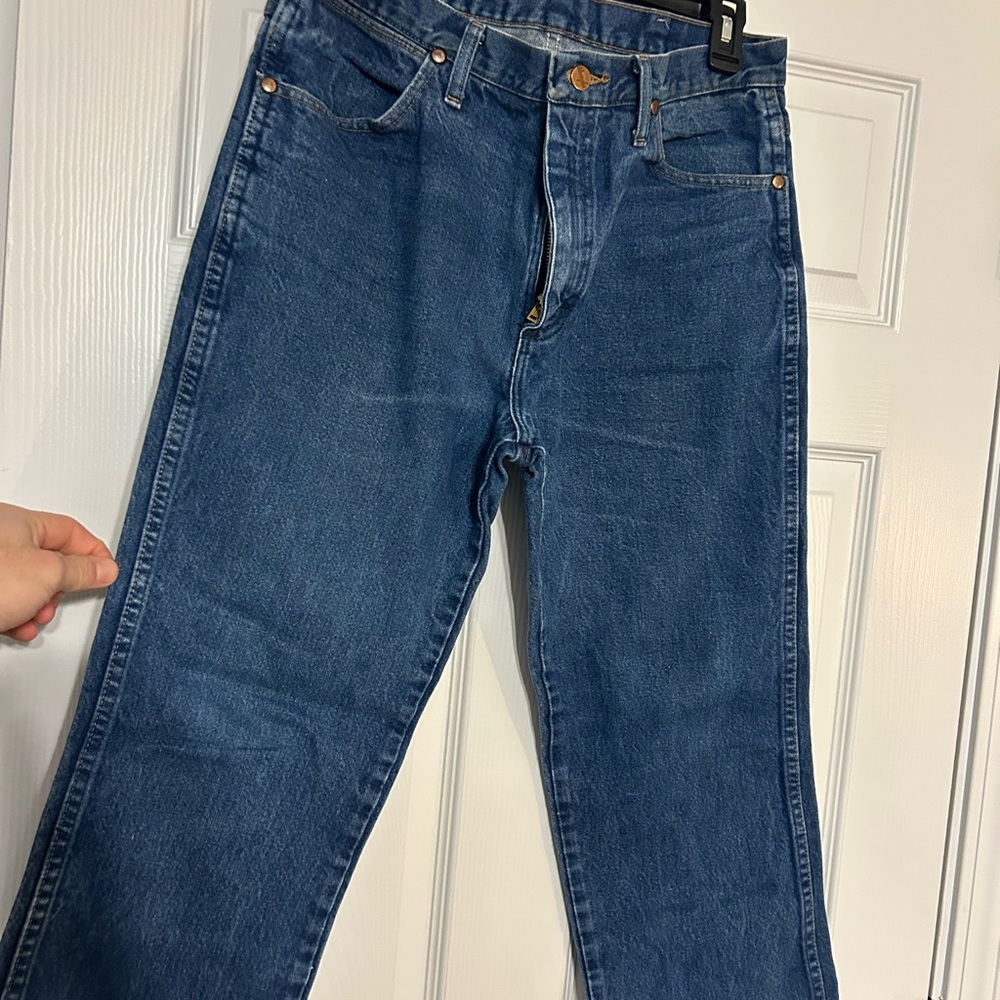 Men’s Wrangler Cowboy Cut jeans